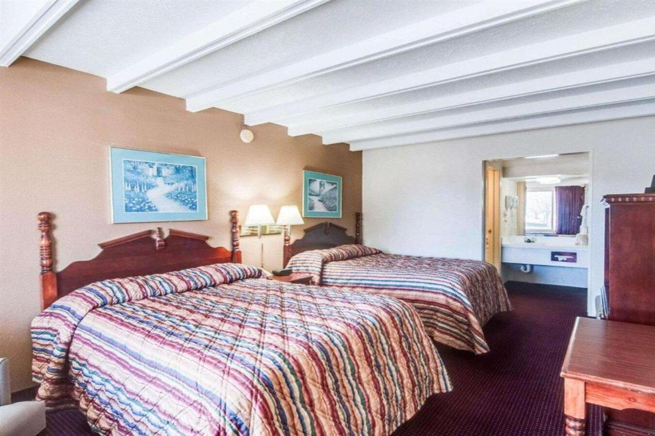 Rodeway Inn Galax Highway 58 Екстер'єр фото
